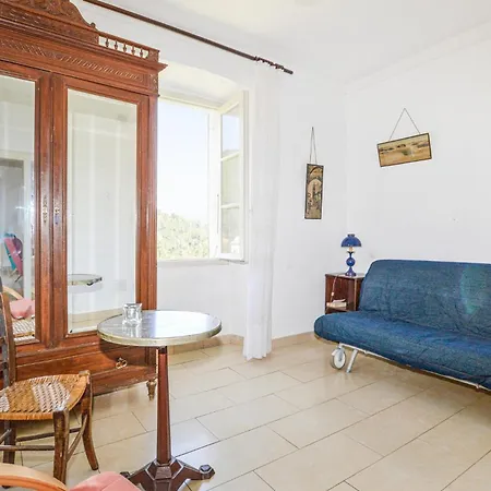 1 Bedroom Lovely In アパート Ghisoni