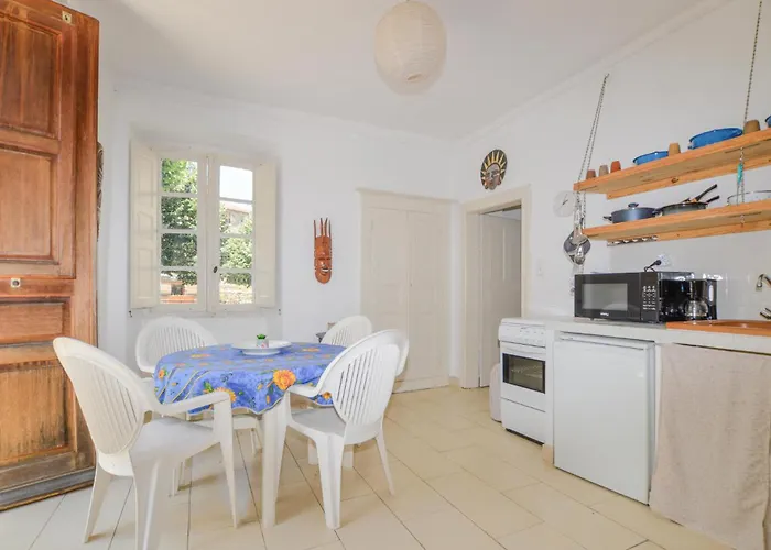 Appartement 1 Bedroom Lovely In